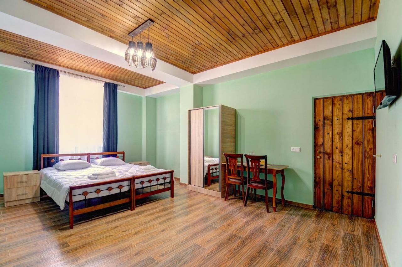 Hotel Sesil Γκιουμρί Εξωτερικό φωτογραφία